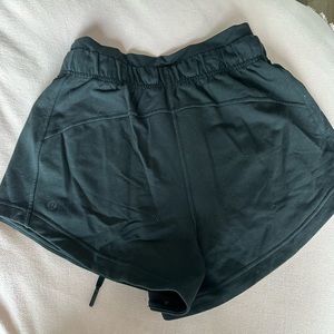 Lululemon Inner glow high rise short